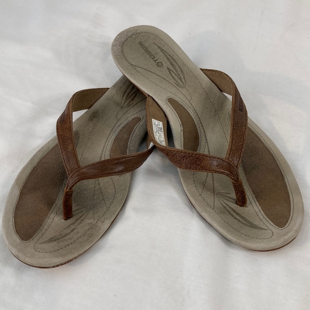 Merrell Clove leather thong sandals